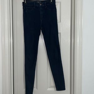 Abercrombie & Fitch Co. Jeggings! They are a dark, navy blue wash. Size: 25/0.